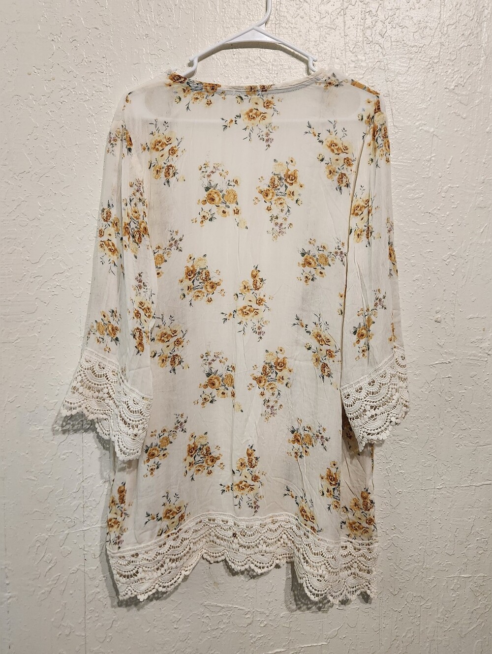 Mason & Belle Floral Lace Trim Duster - Picture 3 of 7